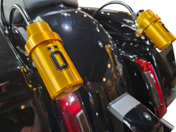 ohlins_hd778_stx_blackline_shocks_with_remote_reservoirs_1990-2024_bagger_12_28n-m_spring_rate_fully_adjustable