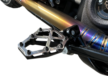 NXL Driver Footpegs