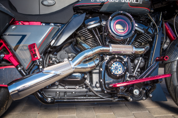 trask_big_sexy_2-into-1_exhaust_system_2017-2025_m8_bagger_polished_stainless