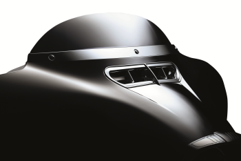 kuryakyn_smooth_windshield_trim_2014-2021_electra-street_glide_2014-2021_tri_glide_chrome