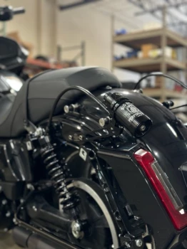 big_bear_performance_bbp-077_rear_bagger_shocks_with_remote_reservoirs_13_black_with_black_reservoirs