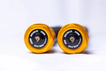 big_bear_performance_29mm_inverted_cartridge_kit-2_2017-2025_bagger_gold_top-2_over_stock_height