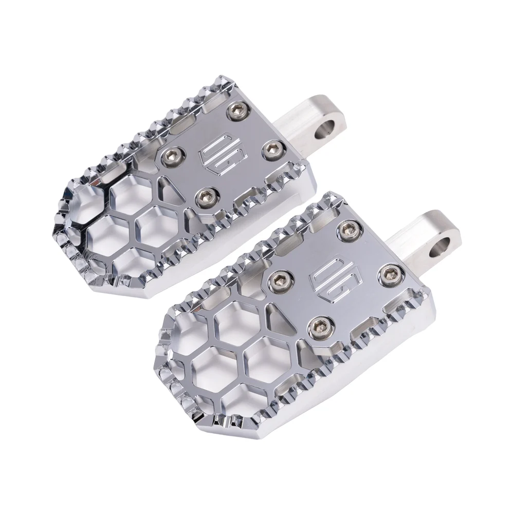 original_garage_moto_honeycomp_v3_foot_pegs_2018-m8_softail_rear_chrome