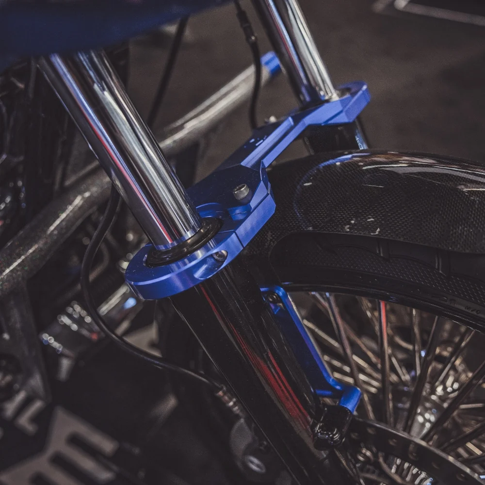 original_garage_moto_speed_41mm_fork_brace_1999-2013_bagger_blue